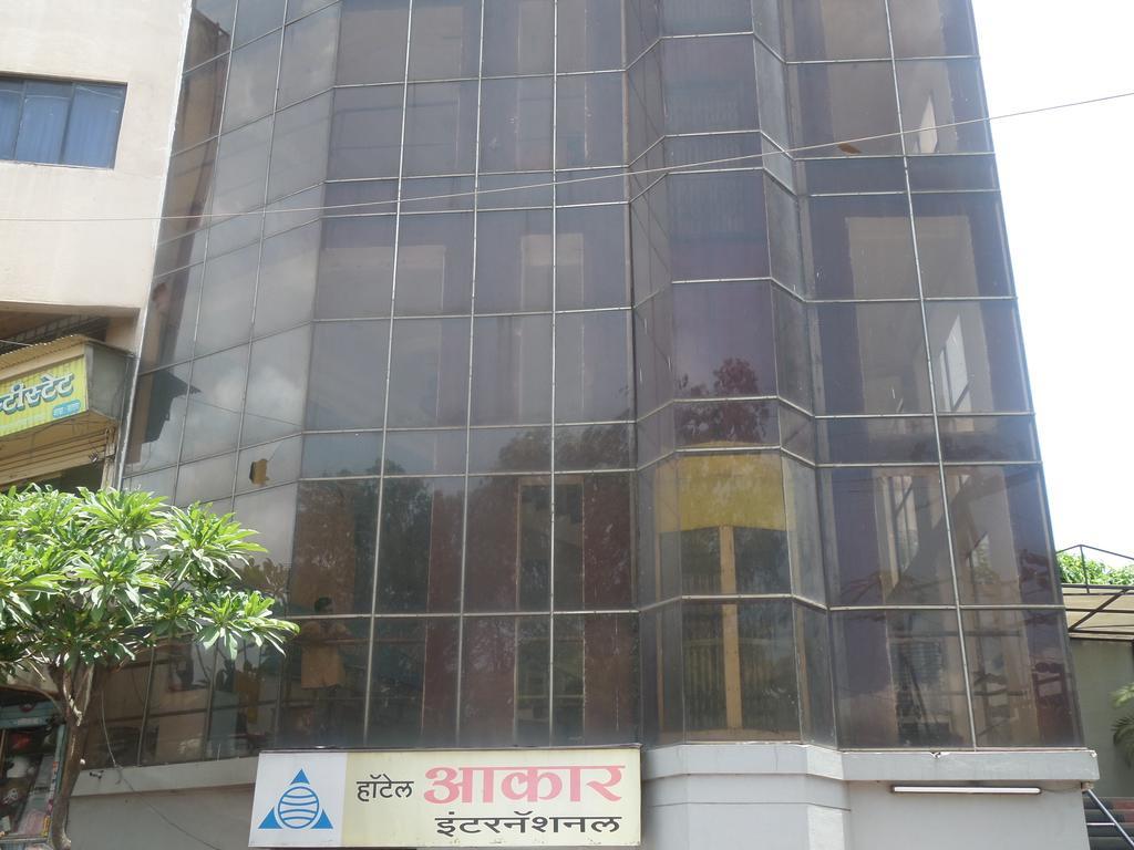 Oyo Flagship 37830 Hotel Aakar International Satara Ngoại thất bức ảnh
